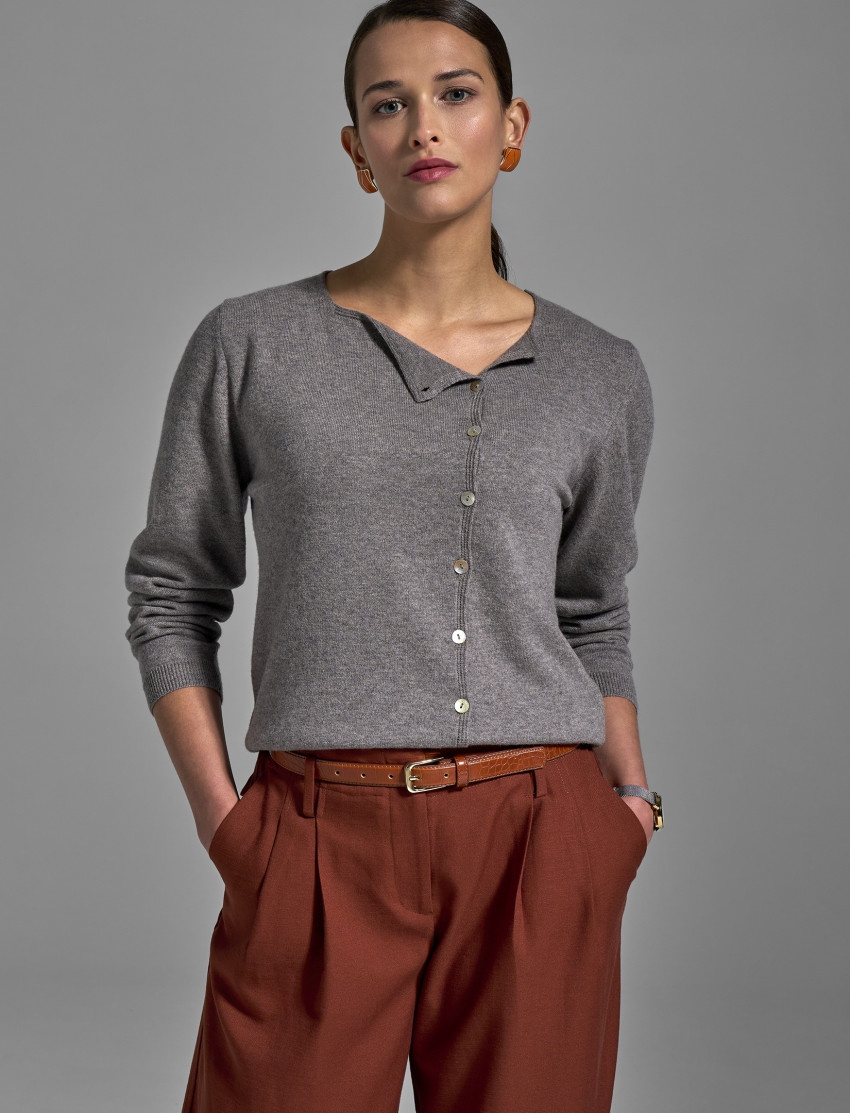 Women's merino wool cardigan with asymmetric buttonline